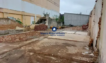 Terreno à venda no Centro, Suzano , 266 m2 por R$ 520.000