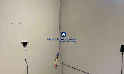 Sala comercial com 3 salas para alugar no Cézar de Souza, Mogi das Cruzes , 9 m2 por R$ 1.000