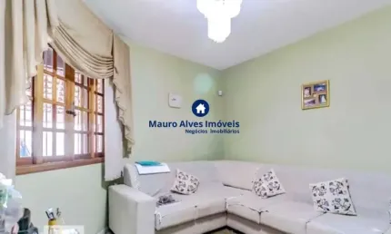 Casa com 3 quartos à venda na Vila Suissa, Mogi das Cruzes , 250 m2 por R$ 800.000