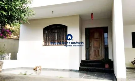 Casa com 3 quartos à venda na Vila Lavínia, Mogi das Cruzes , 331 m2 por R$ 850.000