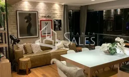 Apartamento de 2 quartos e 2 suítes em Pinheiros, São Paulo-SP: 122m², 1 sala, 3 banheiros e 2 vagas de garagem.