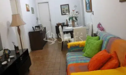 Excelente oportunidade! Casa à venda na Vila Brasílio Machado, São Paulo-SP. 3 quartos, 3 salas, 3 banheiros, 1 vaga de garagem.