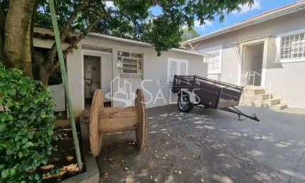 Casa de luxo à venda em Indianópolis, São Paulo-SP: 7 quartos, 3 suítes, 251m², 6 vagas de garagem.