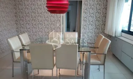 Espaçoso apartamento de luxo com 4 quartos e 3 vagas na Aclimação - São Paulo