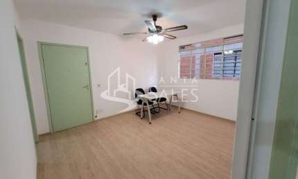 Apartamento Confortável e Bem Localizado com 2 Quartos