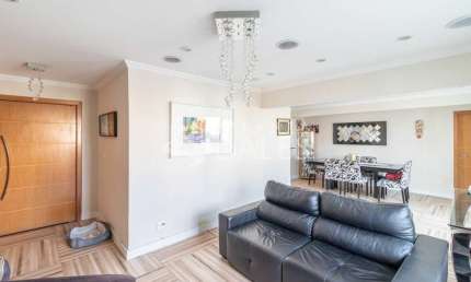 Oportunidade Imperdível: Apartamento de Luxo na Aclimação, São Paulo-SP - 3 quartos, 1 suíte, 4 banheiros, 3 vagas, 160m².