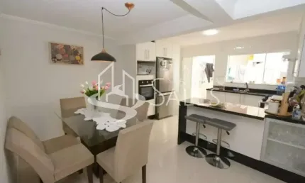 Casa à venda em são paulo-sp, bairro cupecê: 7 quartos, 1 suíte, 4 banheiros, 8 vagas, 333m² de área. venha conferir! aceita pet casa térrea na cupecê