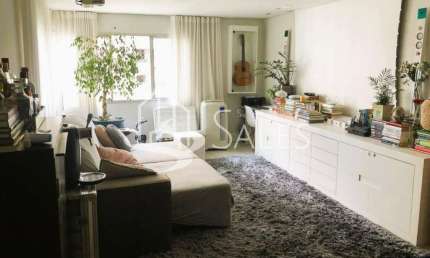 Apartamento à venda na Vila Andrade, São Paulo-SP: 3 quartos, 1 suite, 1 sala, 4 banheiros, 2 vagas, 128m²!