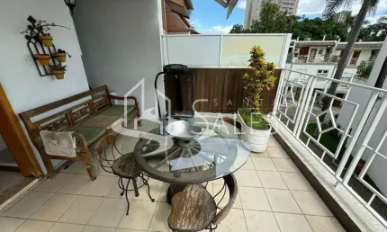 Casa de luxo em condomínio de alto padrão em santo amaro, são paulo-sp: 4 quartos, 2 suítes, 2 salas, 4 banheiros, 2 vagas, 200m².