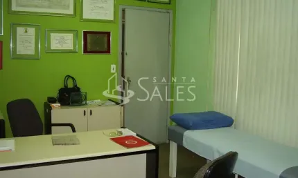 Casa Comercial e Residencial na Vila Mariana: 2 quartos, 1 banheiro, 8 vagas - São Paulo-SP - 400m² de área