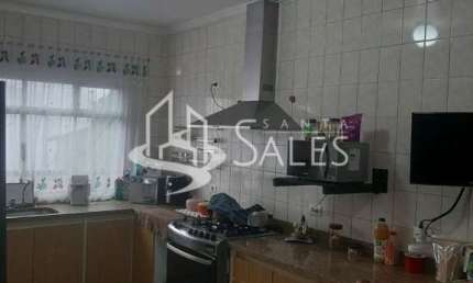 Sobrado com 3 Dormitórios, 1 Suite, 5 Vagas e Terraço