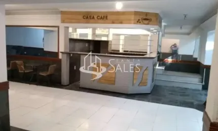 Casa Comercial de Alto Padrão na Vila Nova Conceição, São Paulo-SP: 6 Quartos, 6 Salas, 7 Banheiros, 560m²!