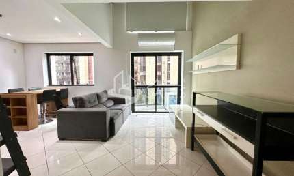 Imperdível! Apartamento à venda em Moema, São Paulo-SP: 2 quartos, 1 sala ampla, 2 banheiros, 2 vagas de garagem, 65m² de área.