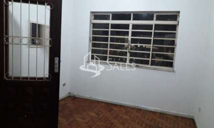 Excelente Casa Assobradada para Locação na Cidade Monções, São Paulo-SP: 2 Quartos, 3 Banheiros, 2 Vagas, 250m² Área