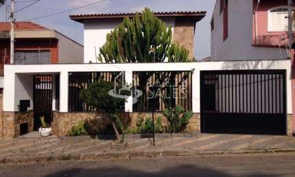 Imperdível! Casa à venda em São Paulo-SP, Jardim Guapira. 3 quartos, 1 suíte, 1 sala, 3 banheiros, 5 vagas de garagem.