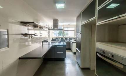 Apartamento para locação em São Paulo-SP, Jardim Europa: 2 quartos, 2 suítes, 3 banheiros, 2 vagas, 97m². Venha conferir!