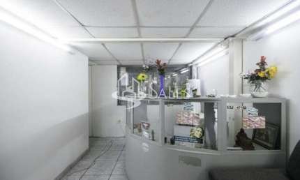 Casa Comercial em Condomínio para Locação na Bela Vista, São Paulo-SP: 4 Quartos, 4 Salas, 2 Banheiros, 1 Vaga, 120m².