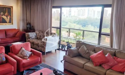Imperdível: Apartamento à venda em São Paulo-SP, bairro Aclimação, 4 quartos, 2 suítes, 206m², 3 vagas de garagem.