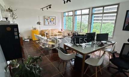 Venda de Apartamento de Luxo com 4 Quartos e 3 Vagas na Bela Vista, São Paulo - 183m² de Puro Conforto