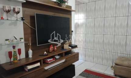 Imperdível oportunidade: Casa à venda na Vila Itapoan, Guarulhos-SP, com 4 quartos, 2 salas, 2 banheiros, 4 vagas de garagem e 120m²