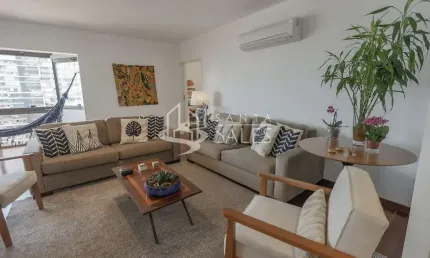 Apartamento de Luxo à Venda em Cidade Monções, São Paulo-SP  3 Quartos, 3 Suítes, 3 Vagas  227m² de Pura Elegância