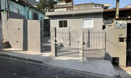 Imperdível oportunidade! Casa à venda em São Paulo-SP, Vila Santana. 3 quartos, 1 sala, 1 banheiro, 2 vagas, 250m².