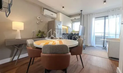 Apartamento para locação no Jardim Paulista: 1 quarto, 1 sala, 1 banheiro, 1 vaga de garagem, 40m² de área em SP