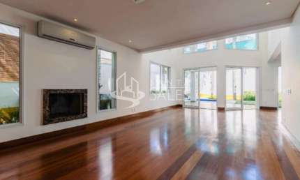 Imperdível! Casa de Luxo à Venda em São Paulo-SP, Jardim Petrópolis: 4 quartos, 4 suítes, 2 salas, 7 banheiros, 6 vagas, 958m².