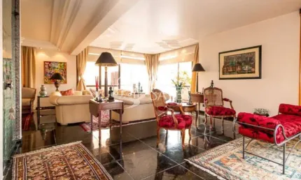 Cobertura de luxo à venda em Moema, São Paulo-SP: 4 quartos, 3 suítes, 6 banheiros, 7 vagas, 472m².