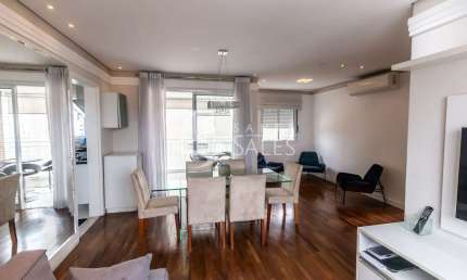 Apartamento de luxo para locação no Jardim Europa, São Paulo-SP: 2 quartos, 2 suítes, 3 banheiros, 2 vagas, 97m².
