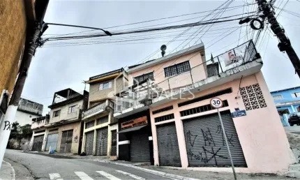 Oportunidade única! Casa assobradada com 4 quartos e 3 vagas de garagem no Jardim Tremembé, São Paulo-SP