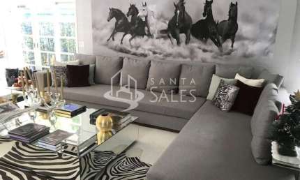 Casa de luxo no Brooklin Novo: 5 quartos, 5 suítes, 2 salas, 7 banheiros, 2 vagas, 350m². Aluguel em SP!