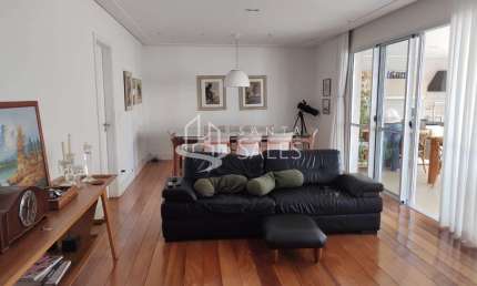 Apartamento de luxo com 4 suítes e 4 vagas na Vila Mascote, São Paulo-SP: um verdadeiro oásis urbano de 204m²!