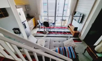 Coberura Duplex à venda na Bela Vista, São Paulo - 1 quarto, 1 suíte, 2 vagas de garagem!
