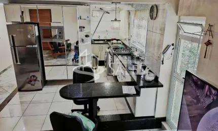 Apartamento de 2 quartos à venda em condomínio no bairro Santana, São Paulo-SP: 68m², sala, banheiro e vaga de garagem.