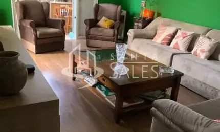 Casa à venda em São Paulo-SP, Vila Campo Grande  3 quartos, 1 sala, 2 banheiros, 2 vagas de garagem  220m² de área