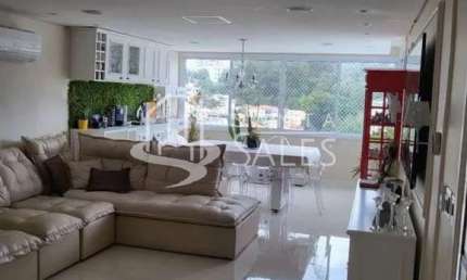 Venda de Apartamento de 3 Quartos na Aclimação, São Paulo-SP: 146m², 1 Suíte, 1 Vaga!