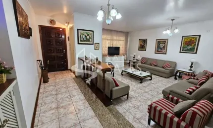 Imperdível oportunidade: Casa à venda em São Paulo-SP, Jardim Guanca! 3 quartos, 1 suíte, 2 salas, 6 banheiros, 4 vagas, 240m².