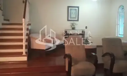 Imperdível Casa à Venda na Vila Amélia, São Paulo-SP: 4 Quartos, 2 Suítes, 1 Sala, 2 Banheiros, 2 Vagas de Garagem, 205m².