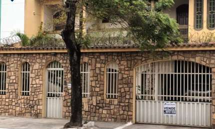 Casa com 5 quartos à venda na Avenida Hugo Musso, Itapuã, Vila Velha