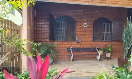 Casa com 3 quartos à venda na Rua da Amoreira, Itapuã, Vila Velha