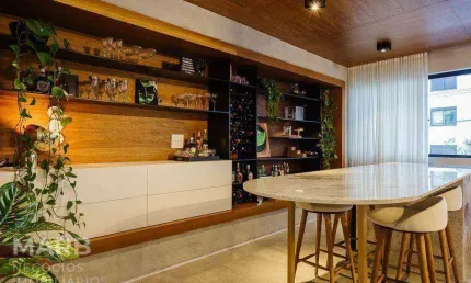 Apartamento com 4 dormitórios à venda, 207 m² por R$ 3.300.000,00 - Centro - Florianópolis/SC