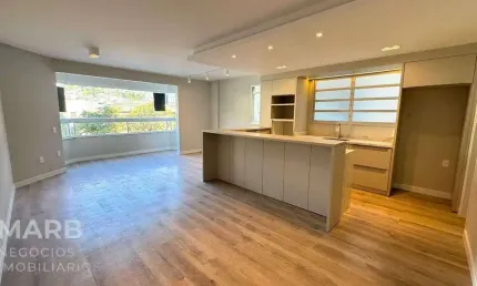 Apartamento com 3 dormitórios à venda, 97 m² por R$ 849.000,00 - Centro - Florianópolis/SC