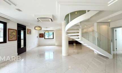 Cobertura com 4 dormitórios à venda, 240 m² por R$ 3.600.000,00 - Centro - Florianópolis/SC