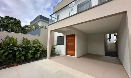 Casa com 3 quartos para alugar na Rua Laureano, 950, Campeche, Florianópolis