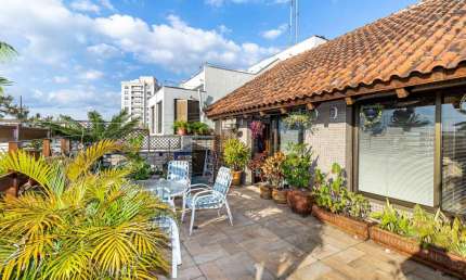 Cobertura com 3 quartos à venda na Avenida Bagé, 1400, Petrópolis, Porto Alegre por R$ 2.500.000