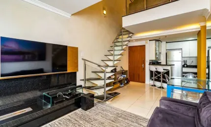 Cobertura com 1 quarto à venda na Rua Dário Pederneiras, 110, Petrópolis, Porto Alegre por R$ 990.000