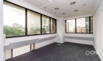 Sala comercial para alugar na Avenida Carlos Gomes, 403, Boa Vista, Porto Alegre por R$ 2.100
