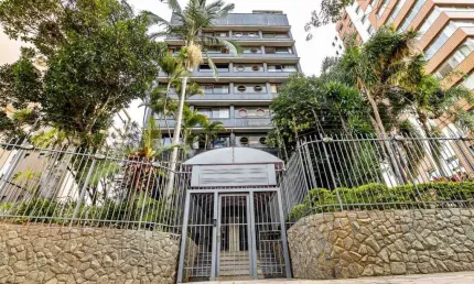 Apartamento com 3 quartos à venda na Avenida Encantado, 316, Petrópolis, Porto Alegre por R$ 1.600.000