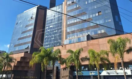 Sala comercial para alugar na Avenida Loureiro da Silva, 2001, Cidade Baixa, Porto Alegre por R$ 3.400